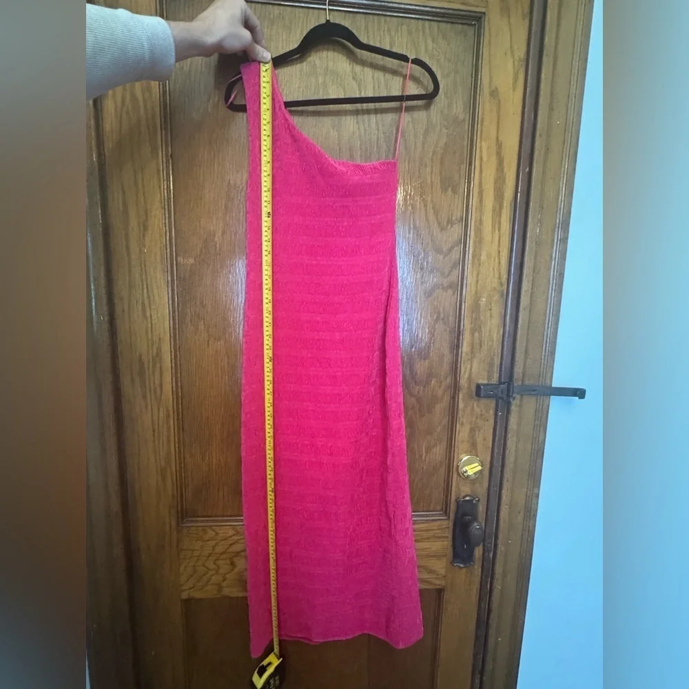 One-Shoulder Pink Dress